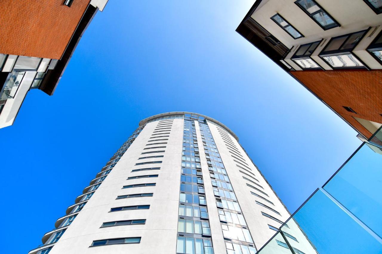 Meridian Quay Apartments, By Jsw Short Stay Swansea Dış mekan fotoğraf