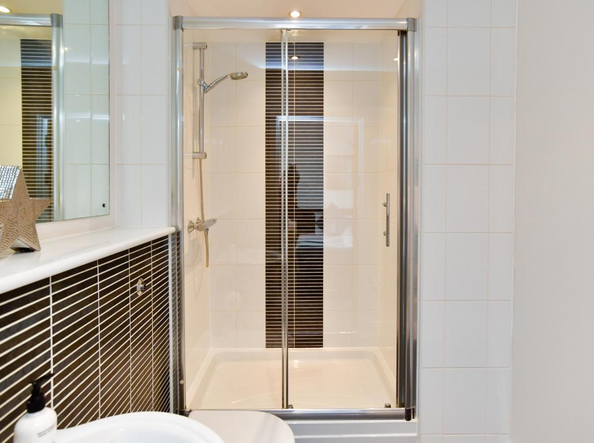 Meridian Quay Apartments, By Jsw Short Stay Swansea Dış mekan fotoğraf