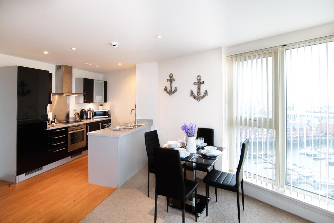 Meridian Quay Apartments, By Jsw Short Stay Swansea Dış mekan fotoğraf